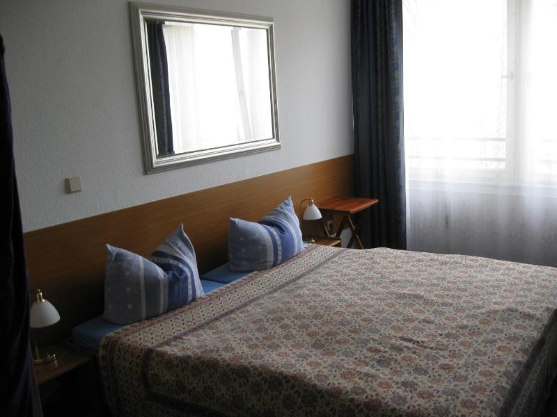 Two-Bedroom Apartment (2-4 Adults) image 3