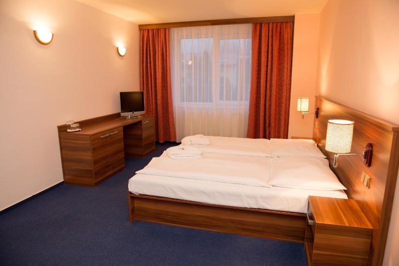 Double Room with Water Park and Sauna Access image 2