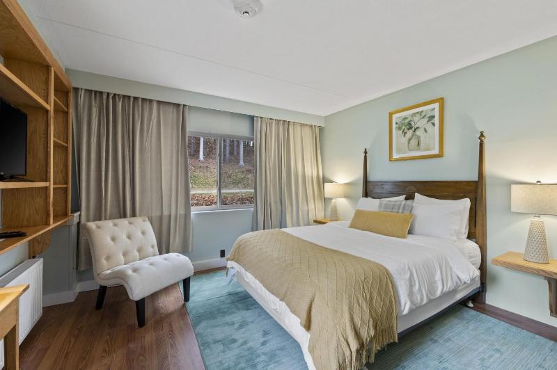 Hotel Queen image 1