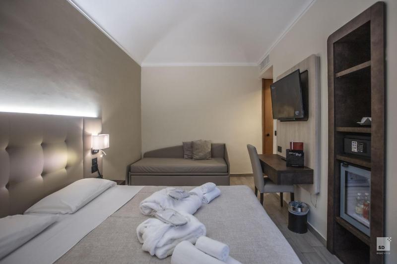 Triple Room image 1