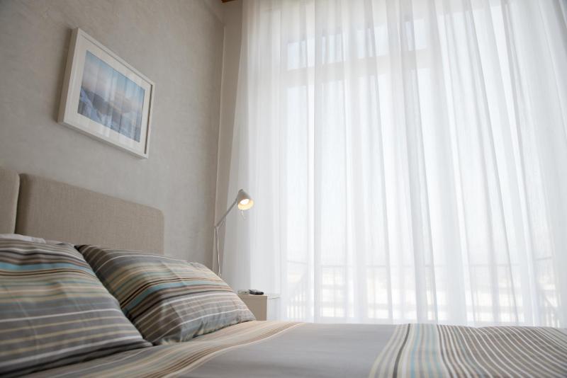 Deluxe Room image 2