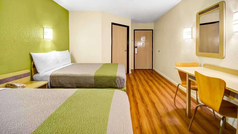 Duplex Quadruple Room - Non-Smoking image 4