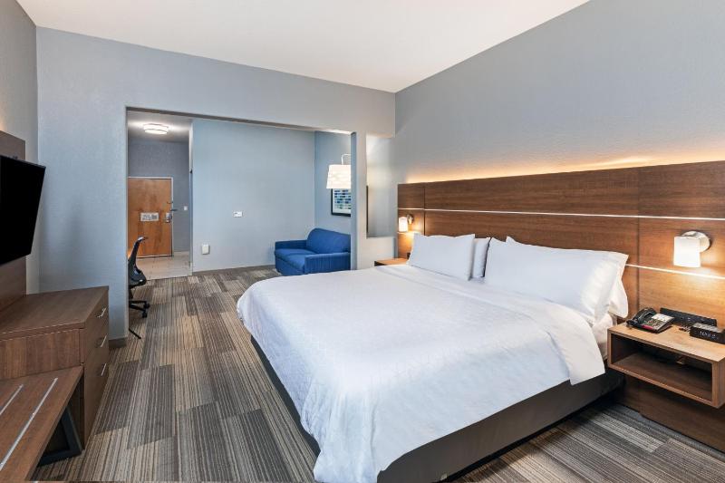 King Suite image 3