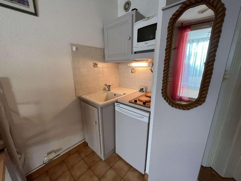Charmant studio climatisé en rez-de-jardin proche plage avec garage privé à Cavalaire-sur-Mer - FR-1-226B-116 - image 7