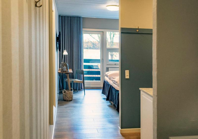 Double Room with Sea View image 4