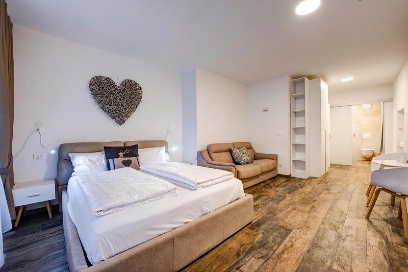 Superior Double Room image 4
