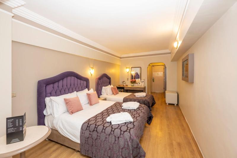 Triple Room image 3