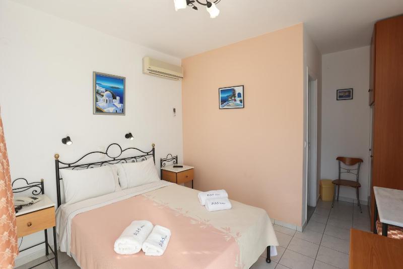 Apartment image 4
