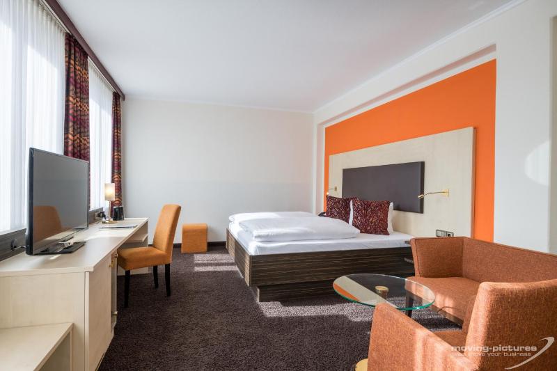 Deluxe Double Room image 4
