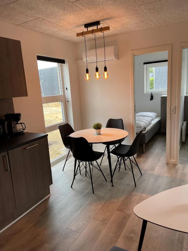 Three-Bedroom House (Private Jacuzzi for DKK 200) image 2