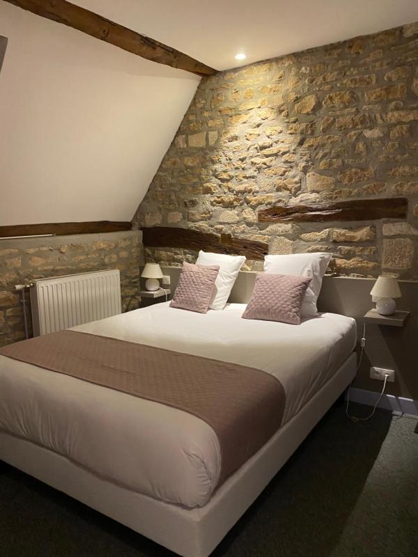 Double Room with Private Bathroom image 2
