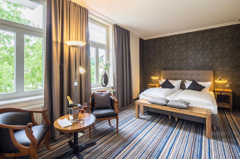 Ferienappartement und Economyzimmer Residenz Waldkrone - image 10