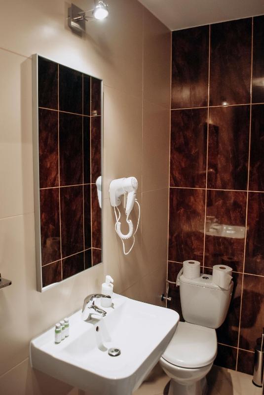 Redwood Hostel by EASY RENT Apartments - image 30