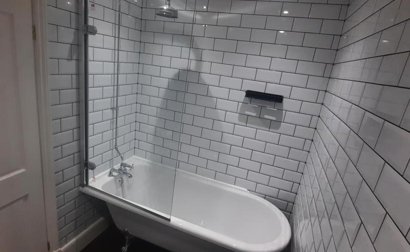 Double or Twin Room image 4