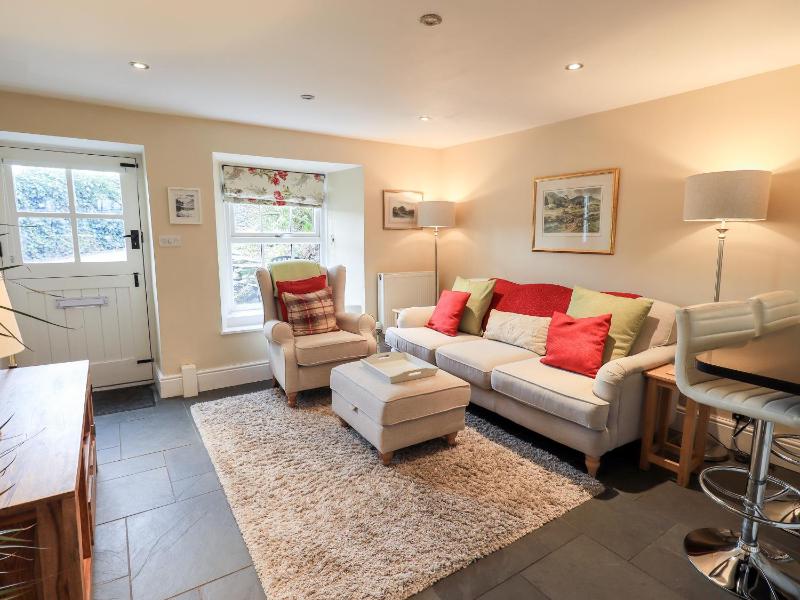 Smithy Cottage - image 15