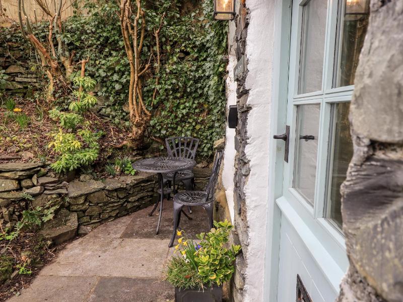 Smithy Cottage - image 18
