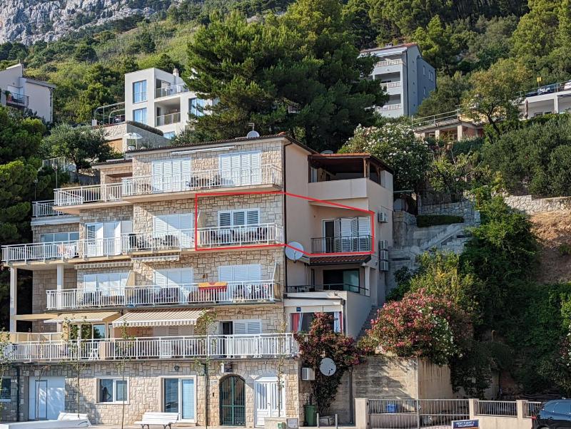 Studio Apartment with Sea View image 3