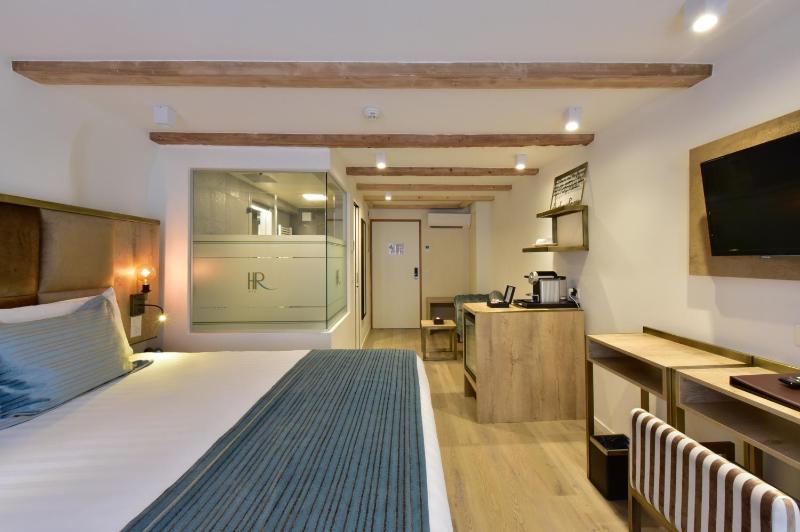 Hôtel Rousseau Plus - image 3