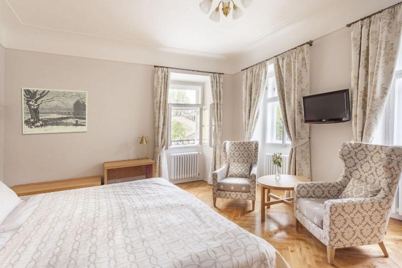 Charles Bridge View Suite image 3