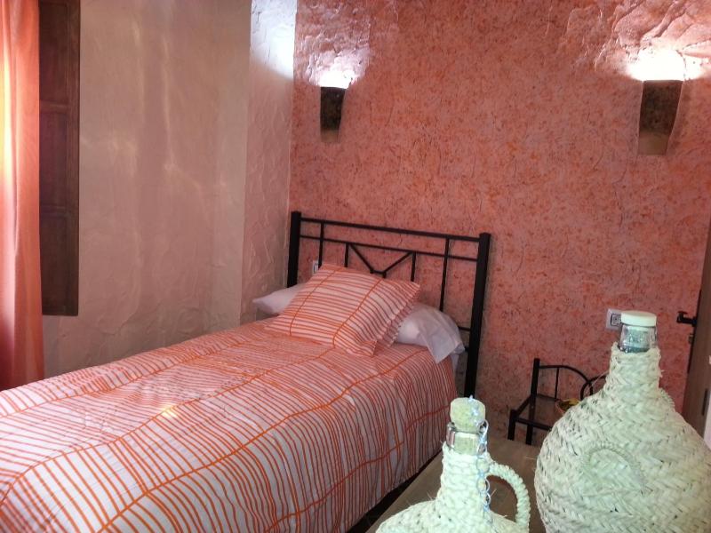 Single Room image 2