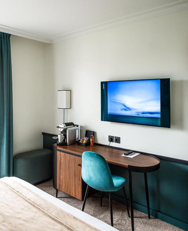 Prestige Room image 2