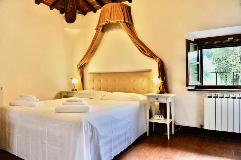 Superior Triple Room image 2