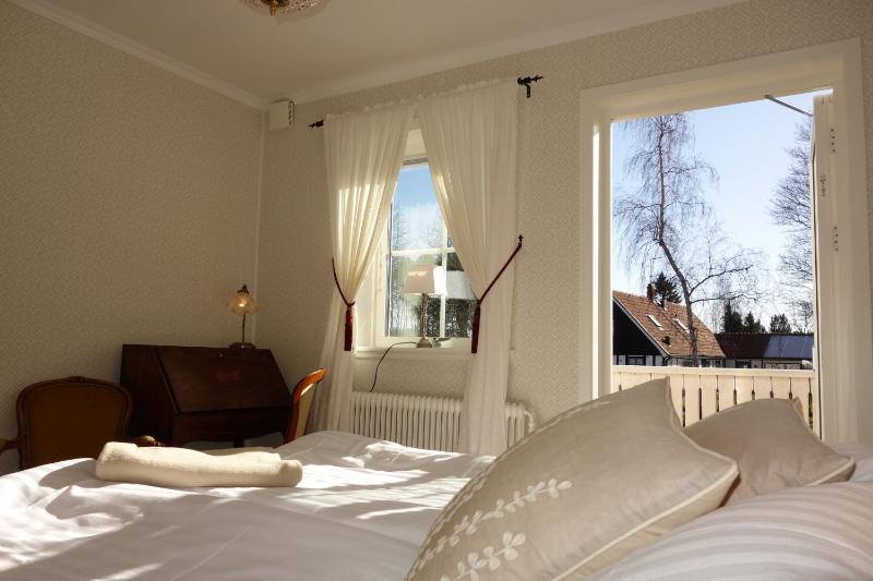 Double Room Small with Balcony image 4