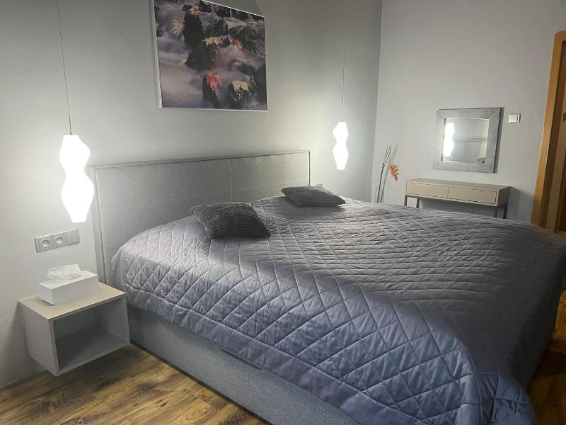 Deluxe Double Room image 3