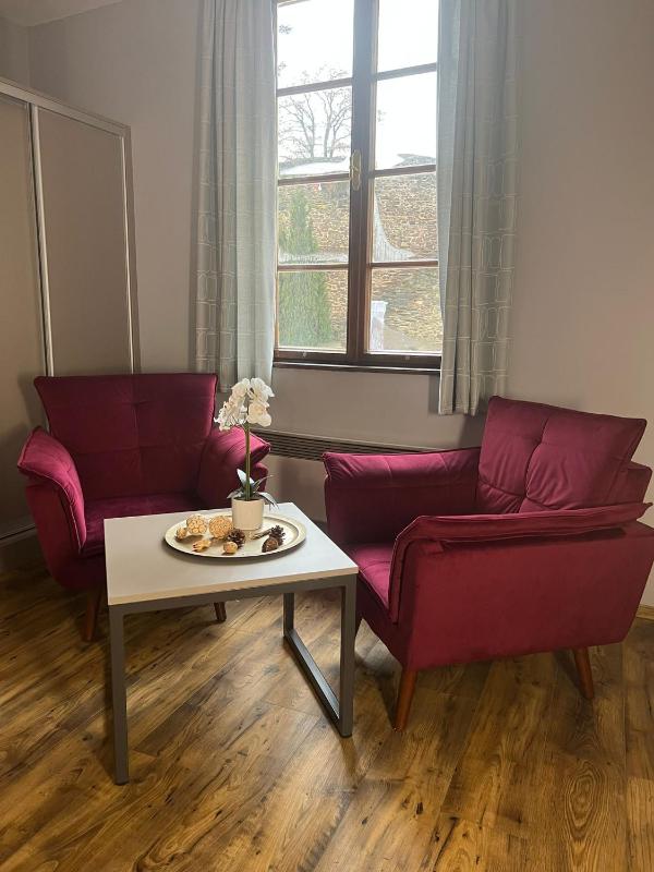 Deluxe Double Room image 2