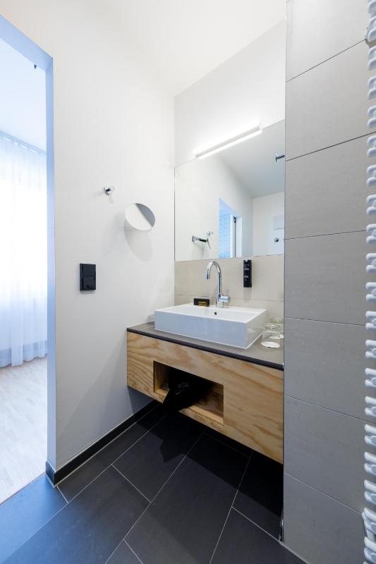 Single Room image 1