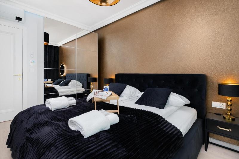 Plac Unii Apartment Gdynia Śródmieście by Renters Prestige - image 18