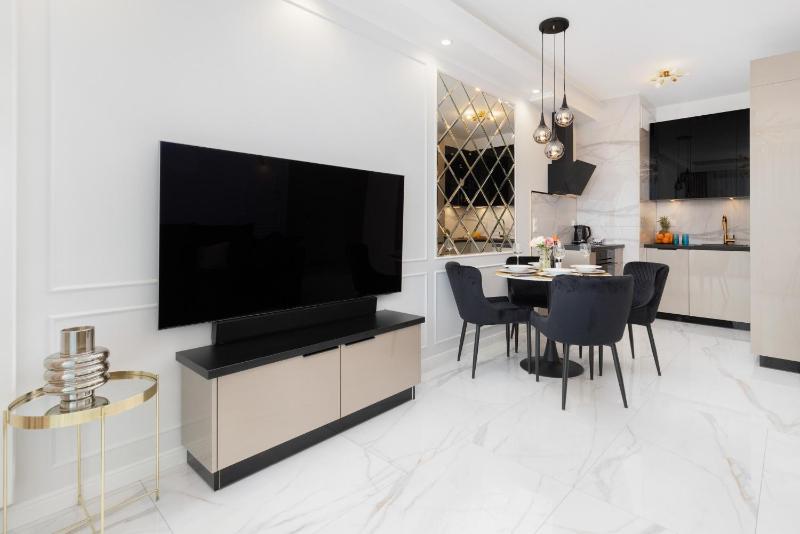Plac Unii Apartment Gdynia Śródmieście by Renters Prestige - image 35