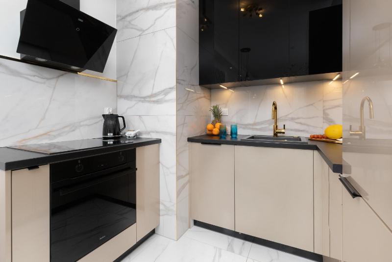 Plac Unii Apartment Gdynia Śródmieście by Renters Prestige - image 17