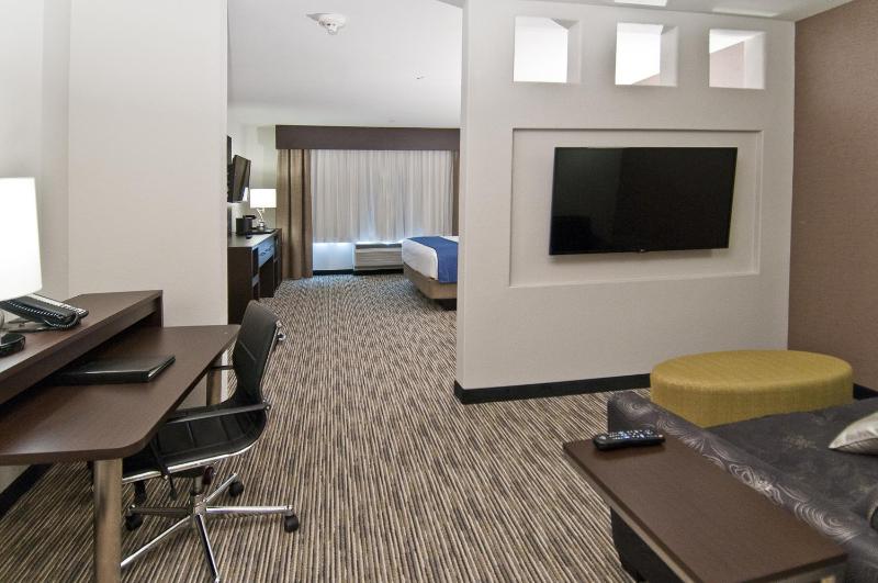 King Suite with Sofa Bed image 1