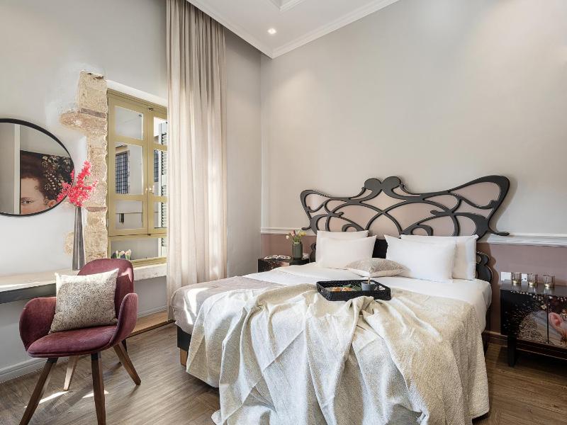 Superior Room image 2