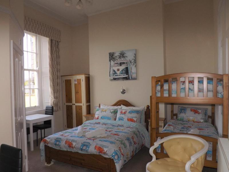 Family Room image 1