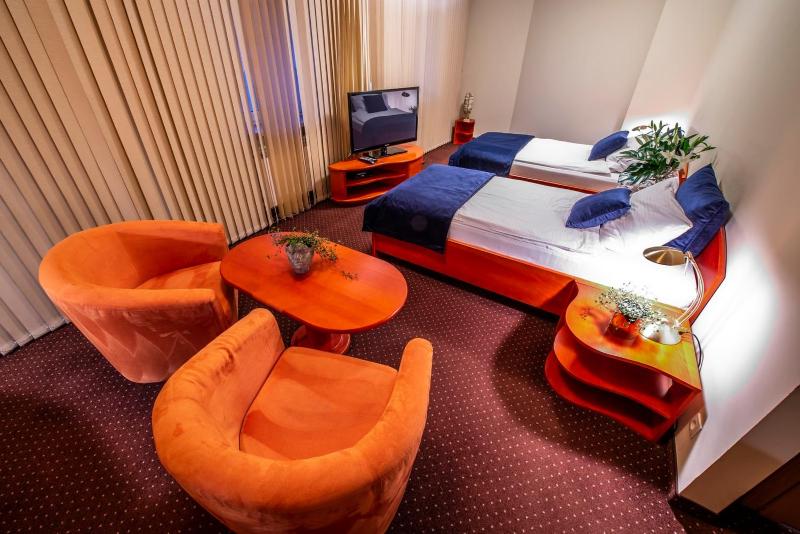 Double Room Twin with a possibility of Extra Bed image 2