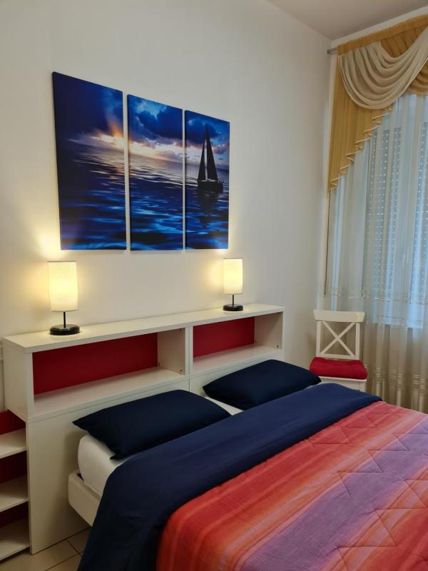 Double Room with Private External Bathroom image 3