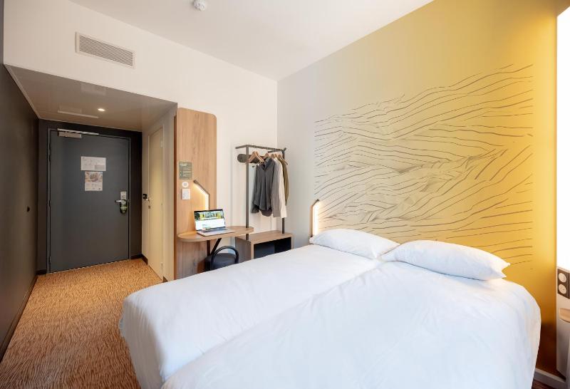 B&B HOTEL Toulon Centre Gare - image 47