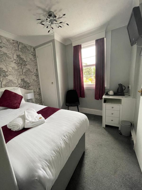 En Suite Single Room image 2