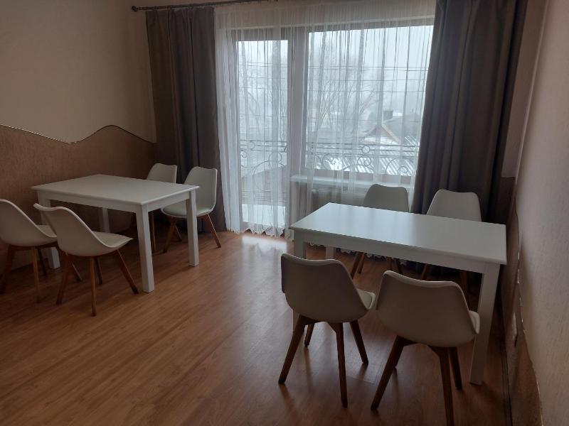 Budget Twin Room image 3