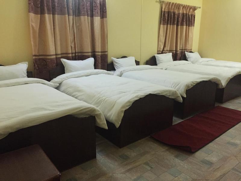 Hello Inn Guest House & Apartment - image 14