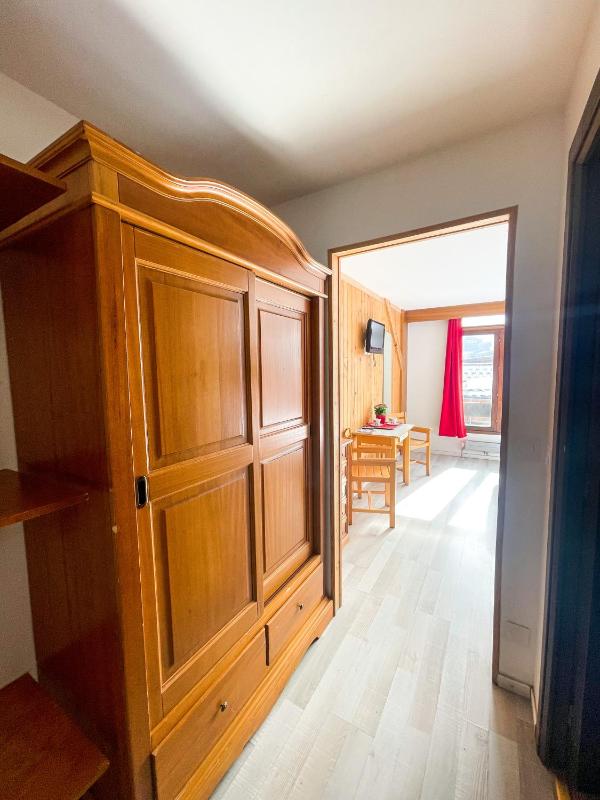 Double or Twin Room with Mountain View image 2