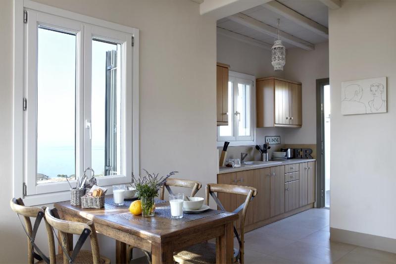 Two-Bedroom Villa with Sea View (4 Adults, 100m2) image 4