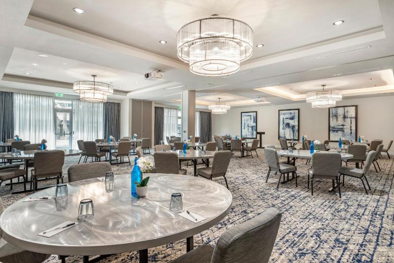 Cambria Hotel Austin Uptown near the Domain - image 11