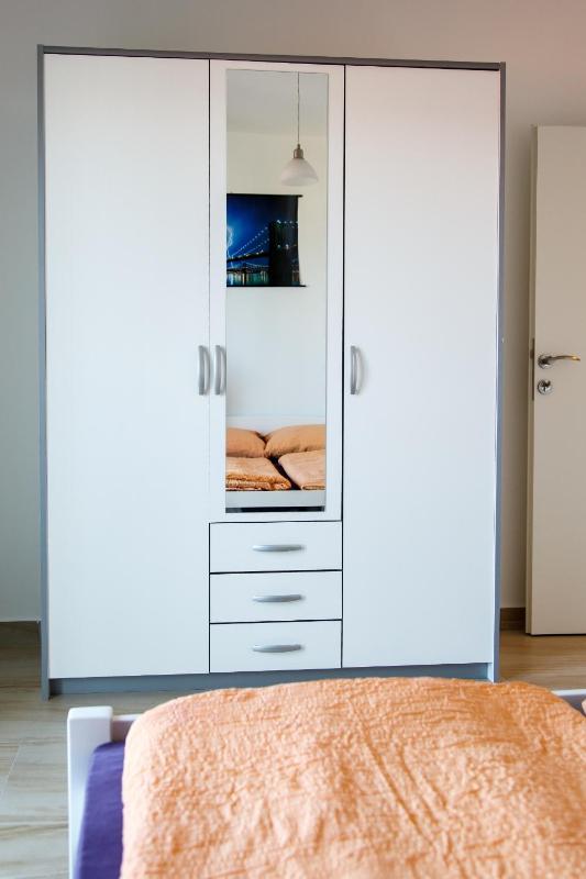 Nemira Sunny Apartments - image 10
