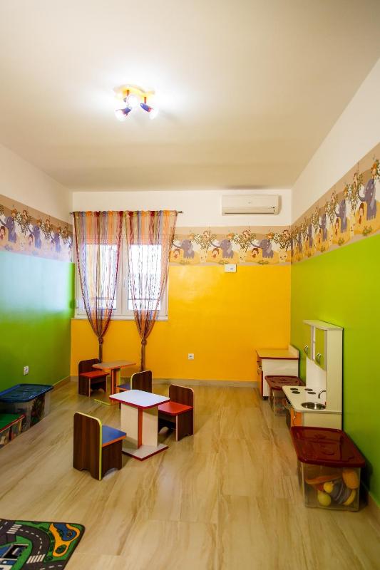 Nemira Sunny Apartments - image 14