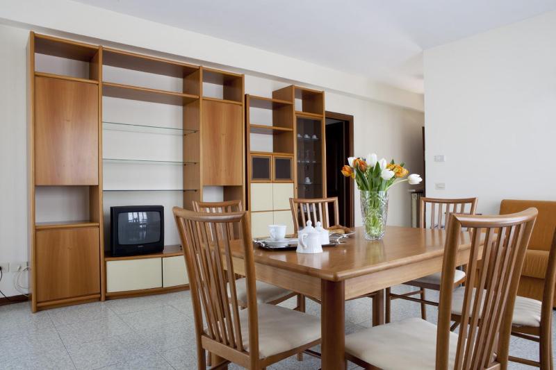 Two-Bedroom Apartment image 4