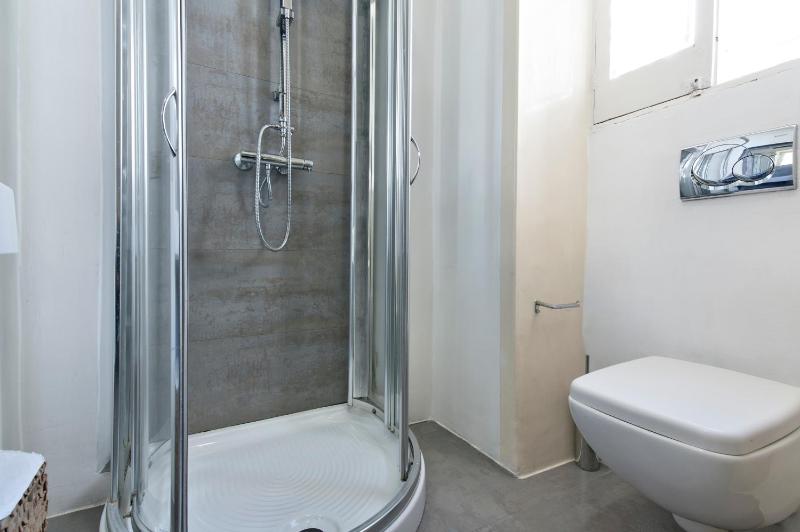 Mini Suite image 2