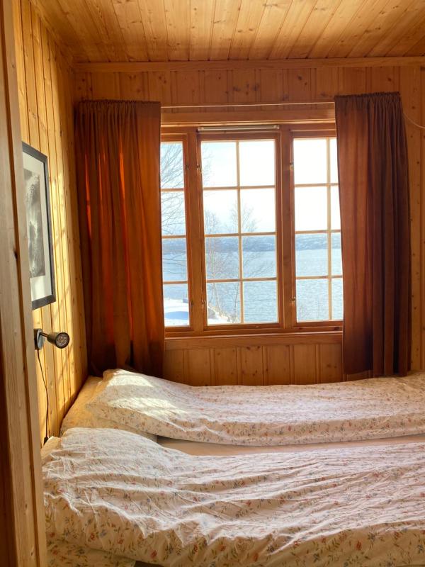 Studio Apartment with Sea View image 1